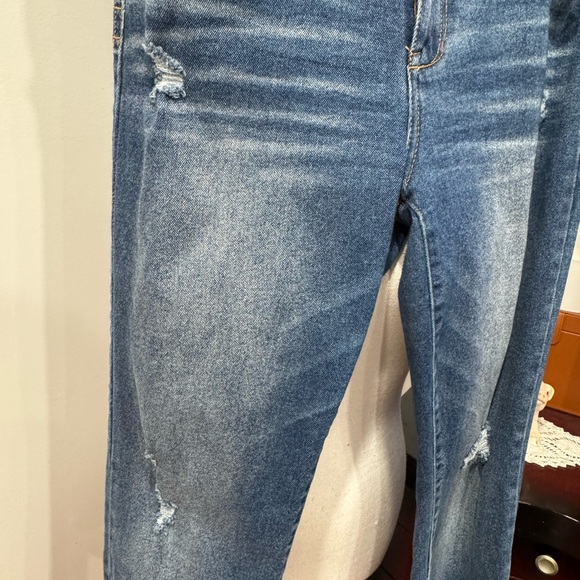 Celebrity Pink Blue Jeans - Picture 2 of 6